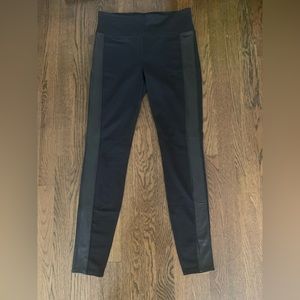 Athleta lifestyle pants, EUC - Size M